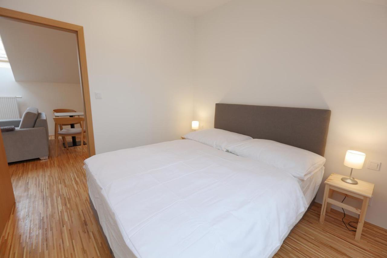Apartmany U Kvetne Zahrady Kroměříž エクステリア 写真