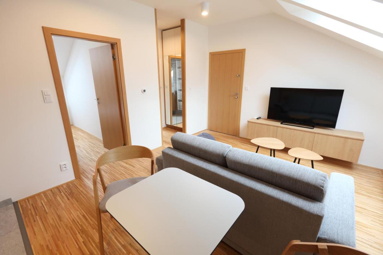 Apartmany U Kvetne Zahrady Kroměříž エクステリア 写真
