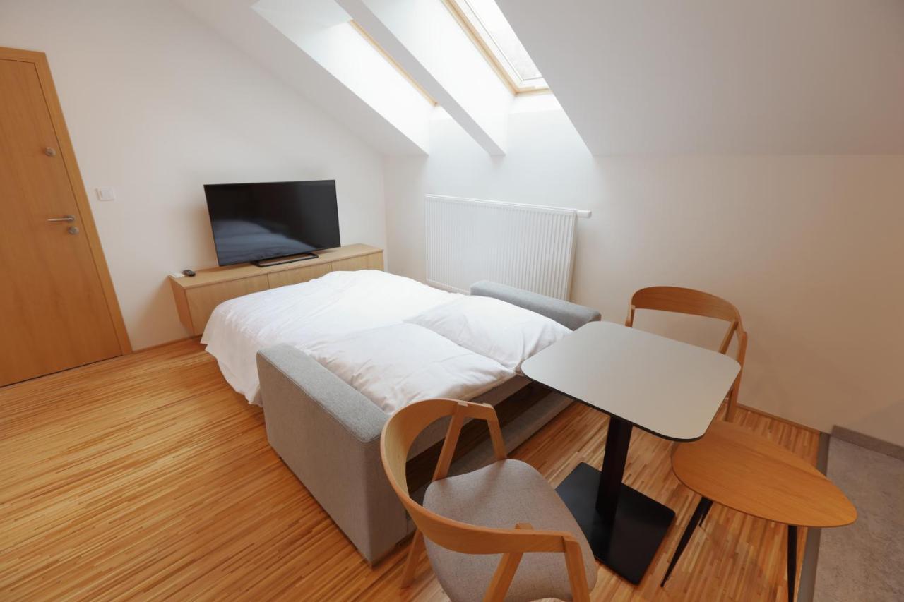 Apartmany U Kvetne Zahrady Kroměříž エクステリア 写真